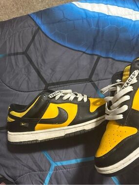 Nike Black and Yellow Low-Top Sneakers